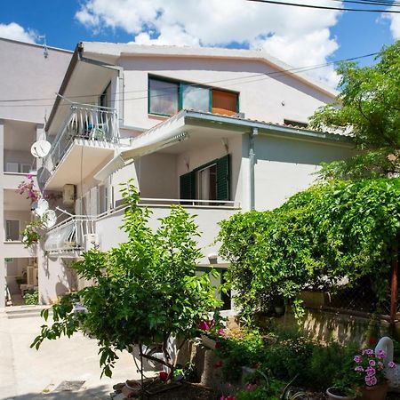 Apartman Pjero 3+2 Makarska Exterior foto