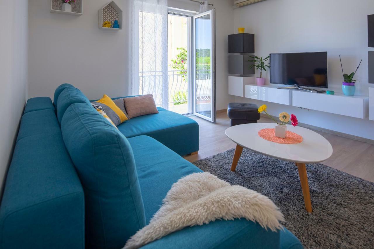 Apartman Pjero 3+2 Makarska Exterior foto